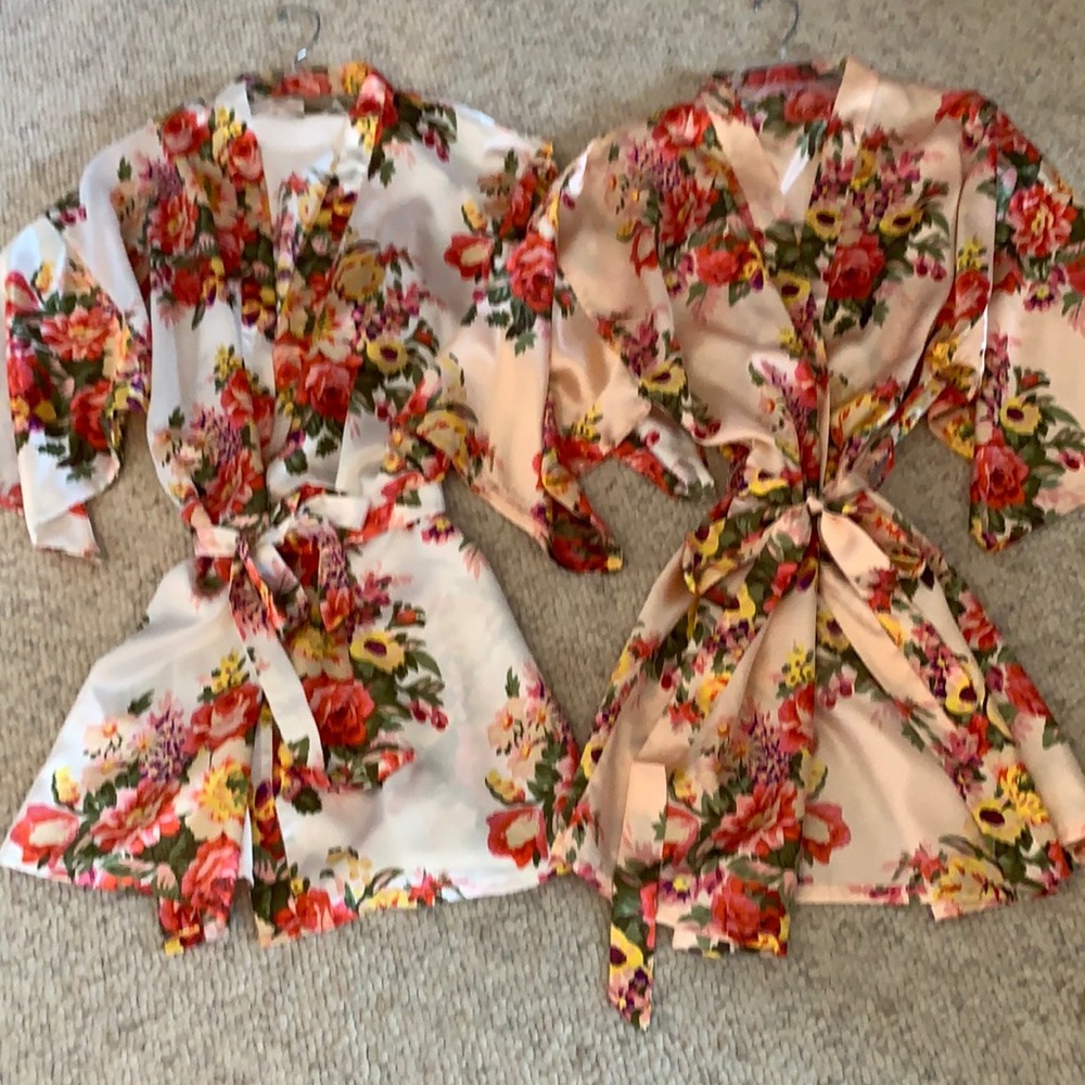 Bride and Bridesmaid Dressing Robes.